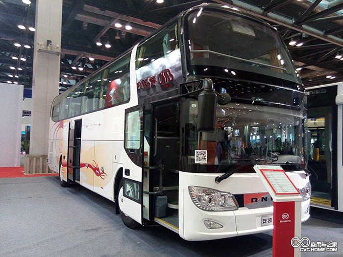 安凱11米營(yíng)運(yùn)客車—HFF6113K06D1E4 商用車之家訊