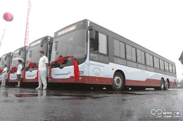 商用車之家 20輛可乘159人公交